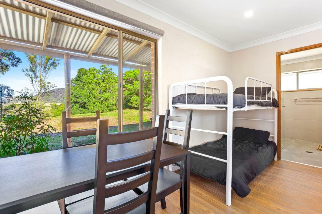 Braeside Cabin Two Alphitonia Central Tilba Exterior photo